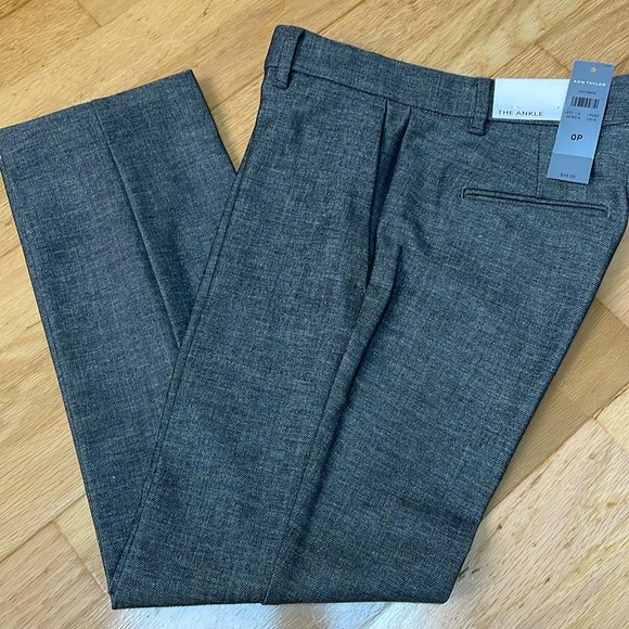 Ann Taylor Petite Ankle Pants in Bi-stretch - Picture 3 of 6